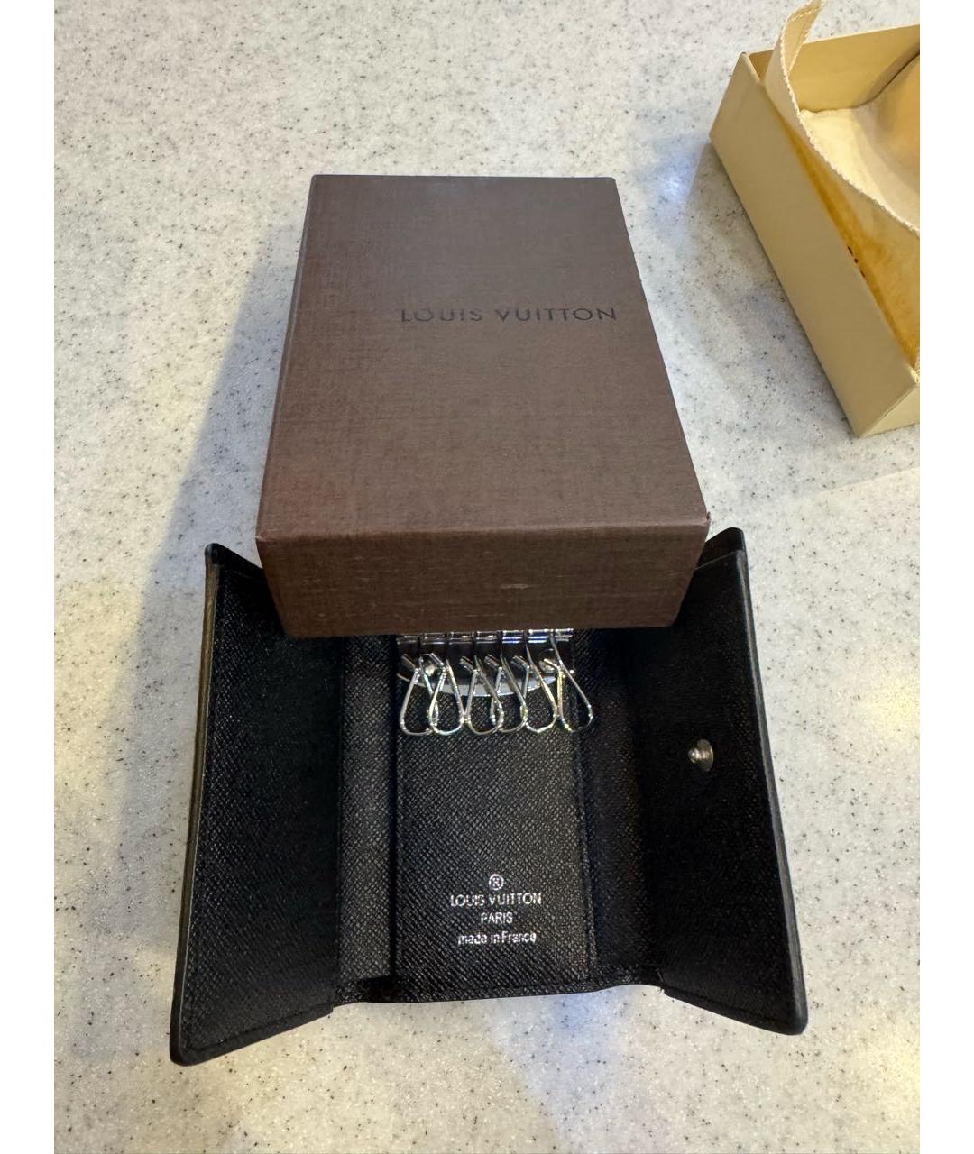 LOUIS VUITTON Черная ключница, фото 5