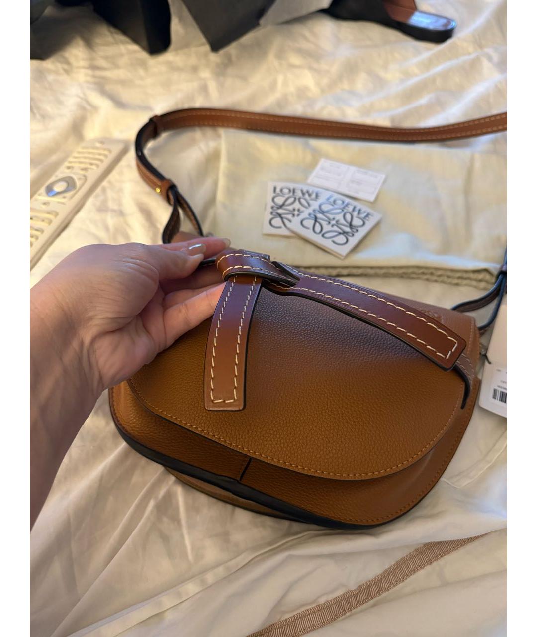 LOEWE Коричневая кожаная сумка через плечо, фото 5