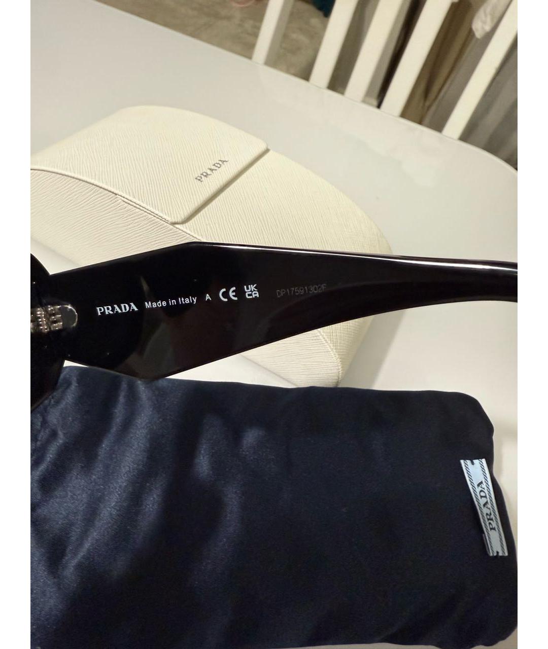 PRADA Черные пластиковые солнцезащитные очки, фото 3