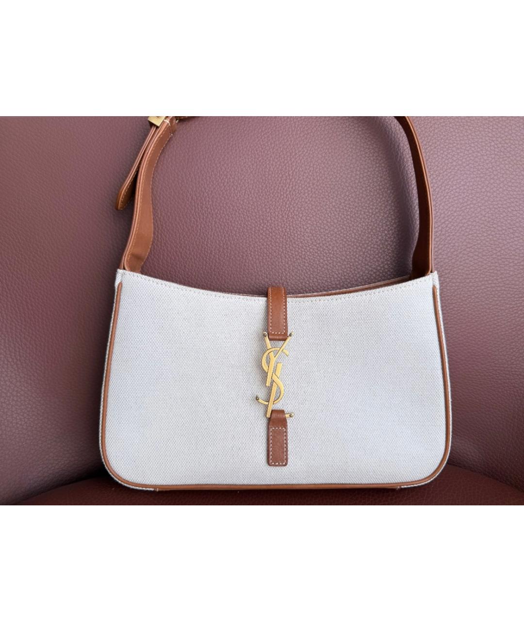 SAINT LAURENT Бежевая тканевая сумка с короткими ручками, фото 3