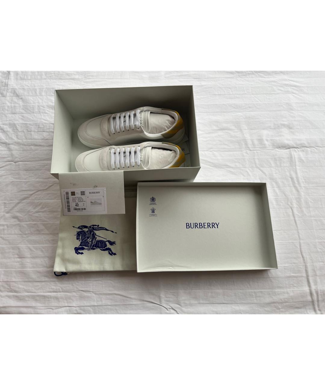 BURBERRY Белые замшевые низкие кроссовки / кеды, фото 4