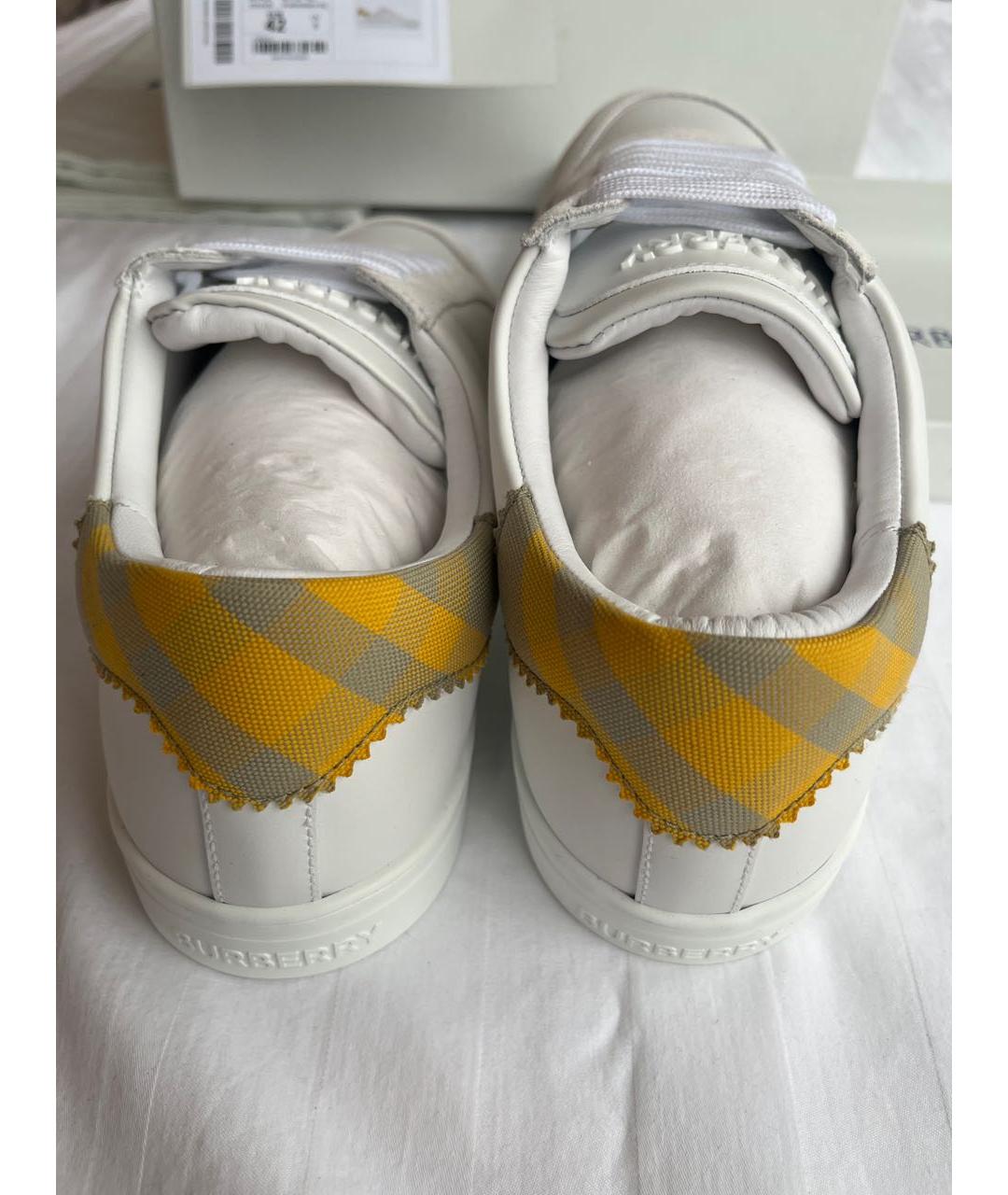 BURBERRY Белые замшевые низкие кроссовки / кеды, фото 3