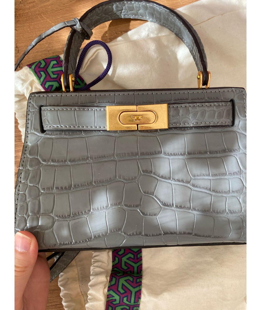 TORY BURCH Серая кожаная сумка с короткими ручками, фото 2