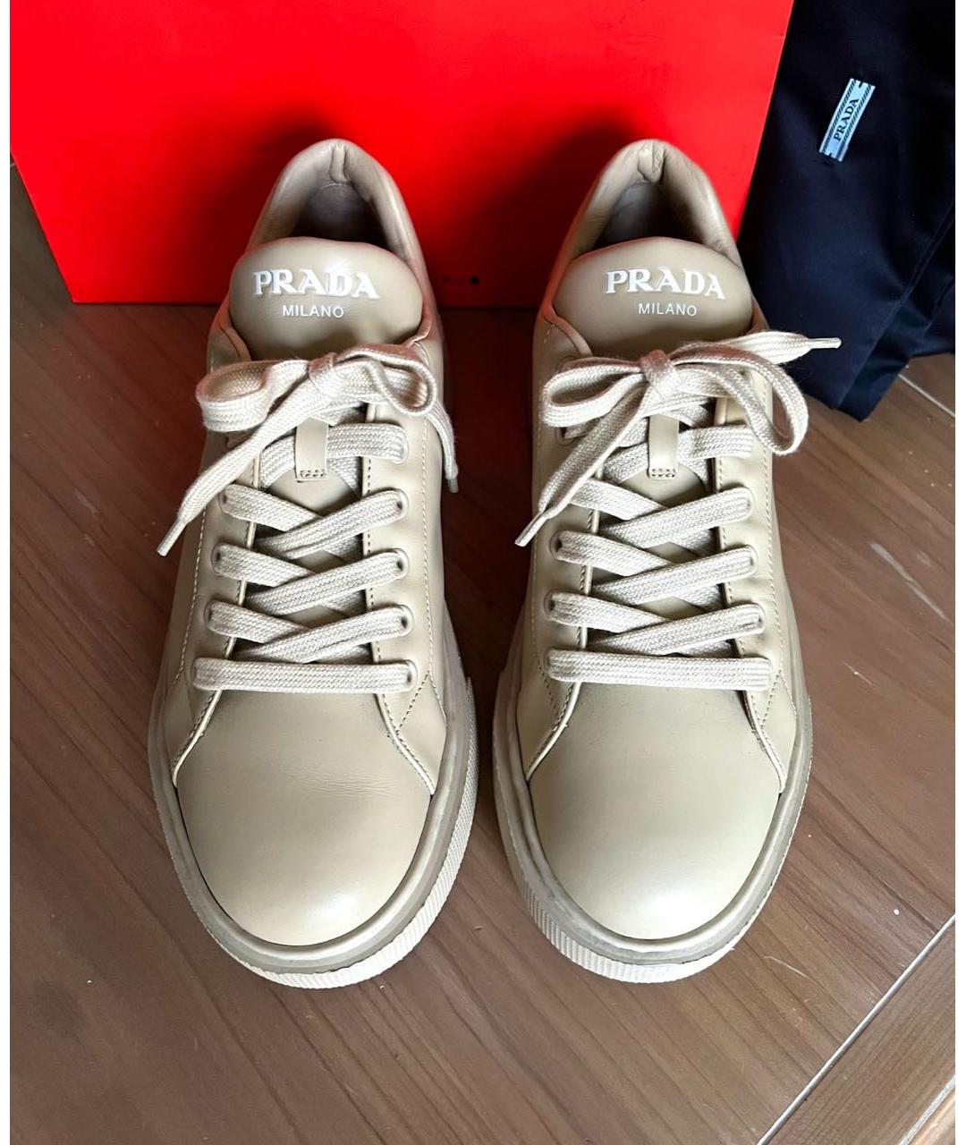 PRADA Бежевые кожаные кеды, фото 2