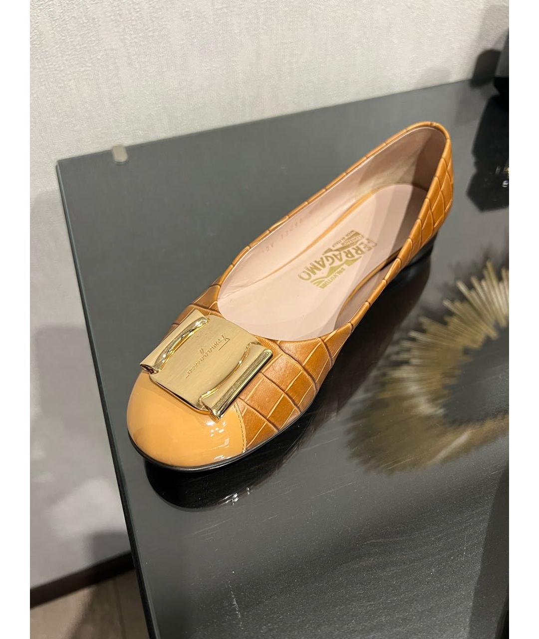 FERRAGAMO Коричневые кожаные балетки, фото 7