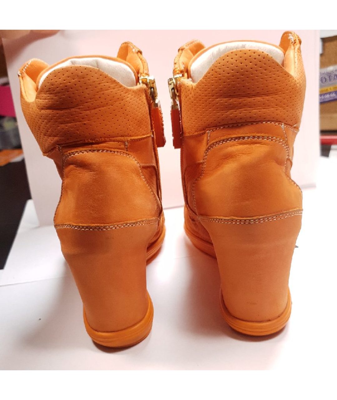 BALDININI Оранжевое нубуковые кроссовки, фото 4