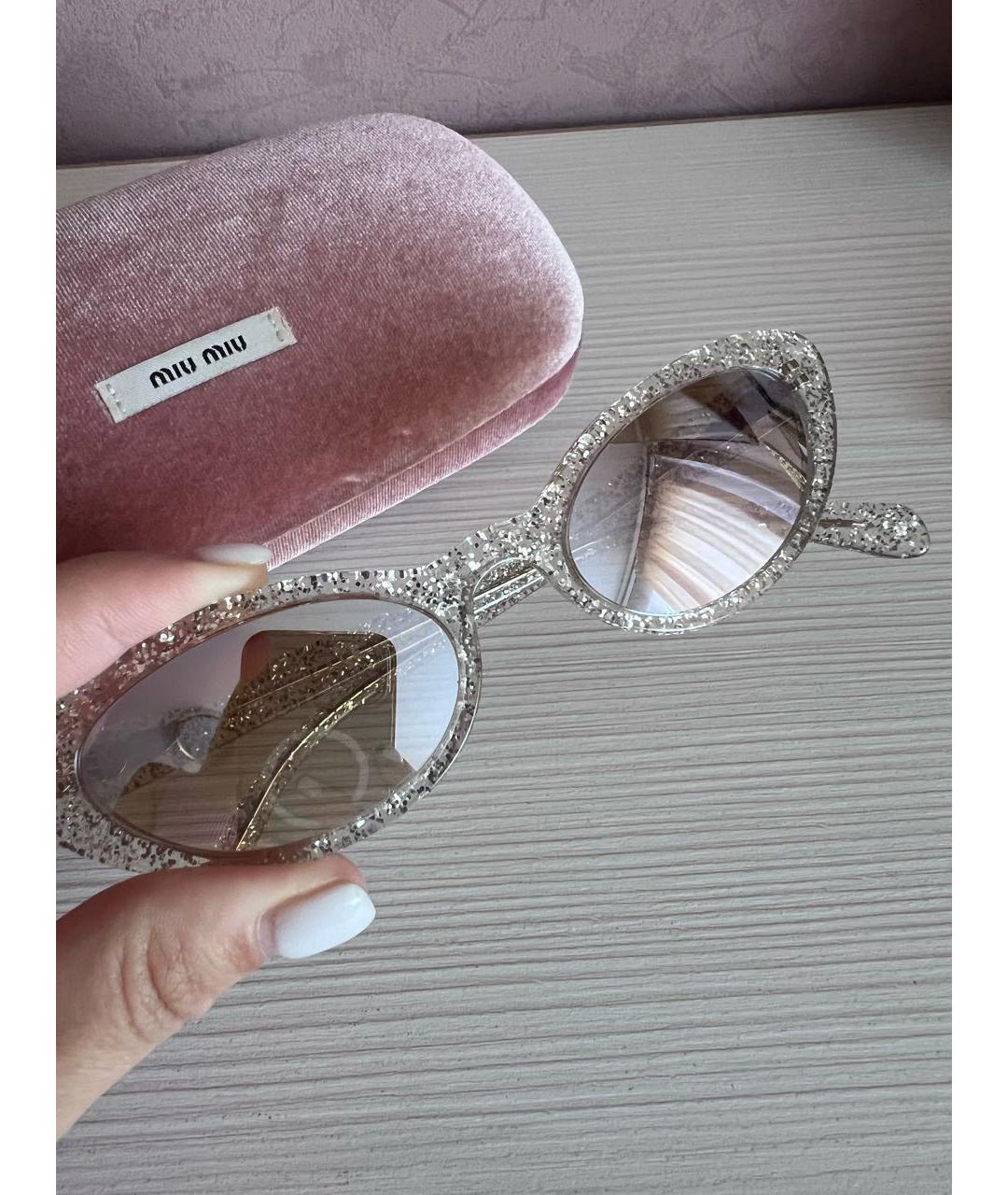 MIU MIU Серебряные пластиковые солнцезащитные очки, фото 2