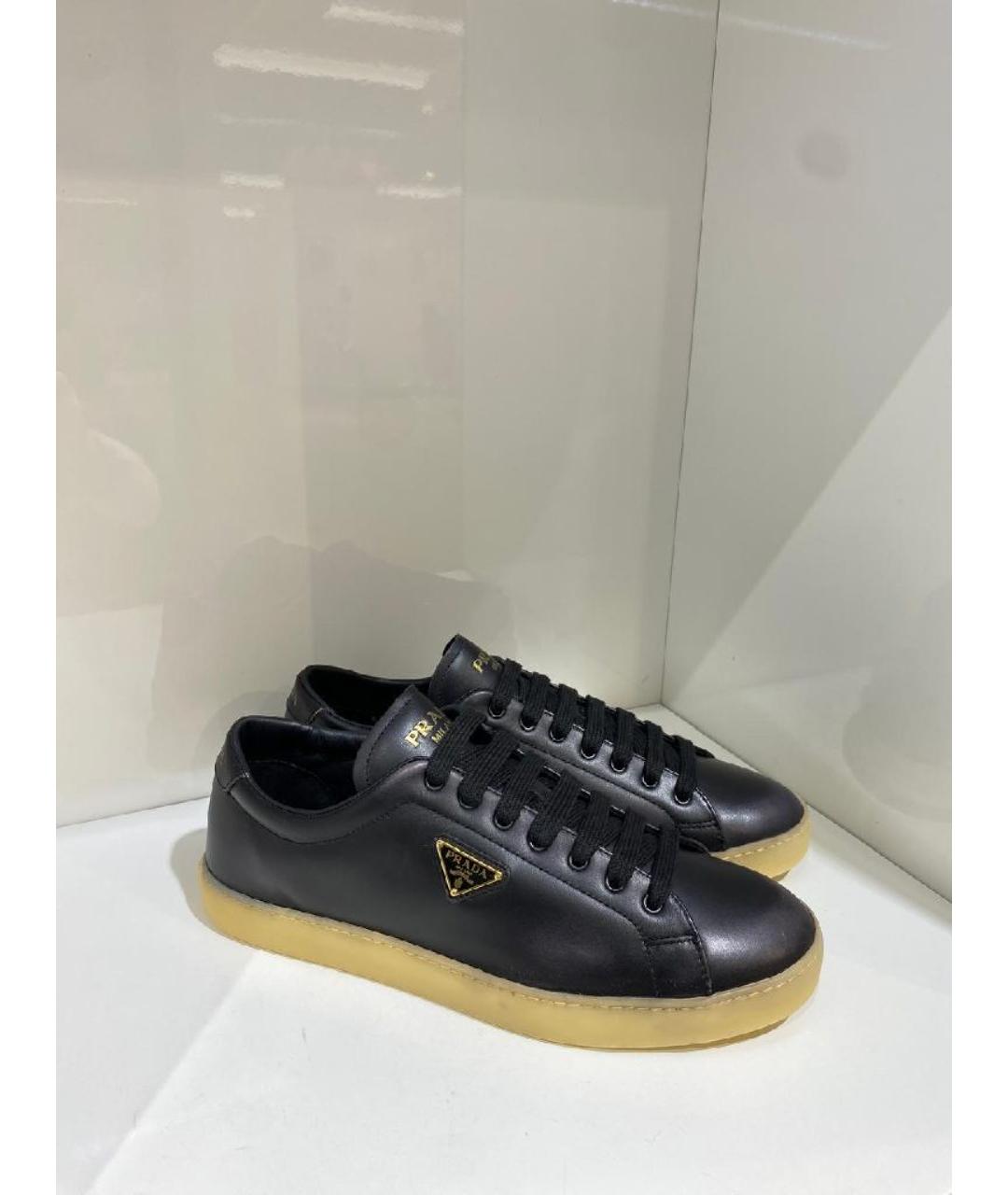 PRADA Черные низкие кроссовки / кеды, фото 2
