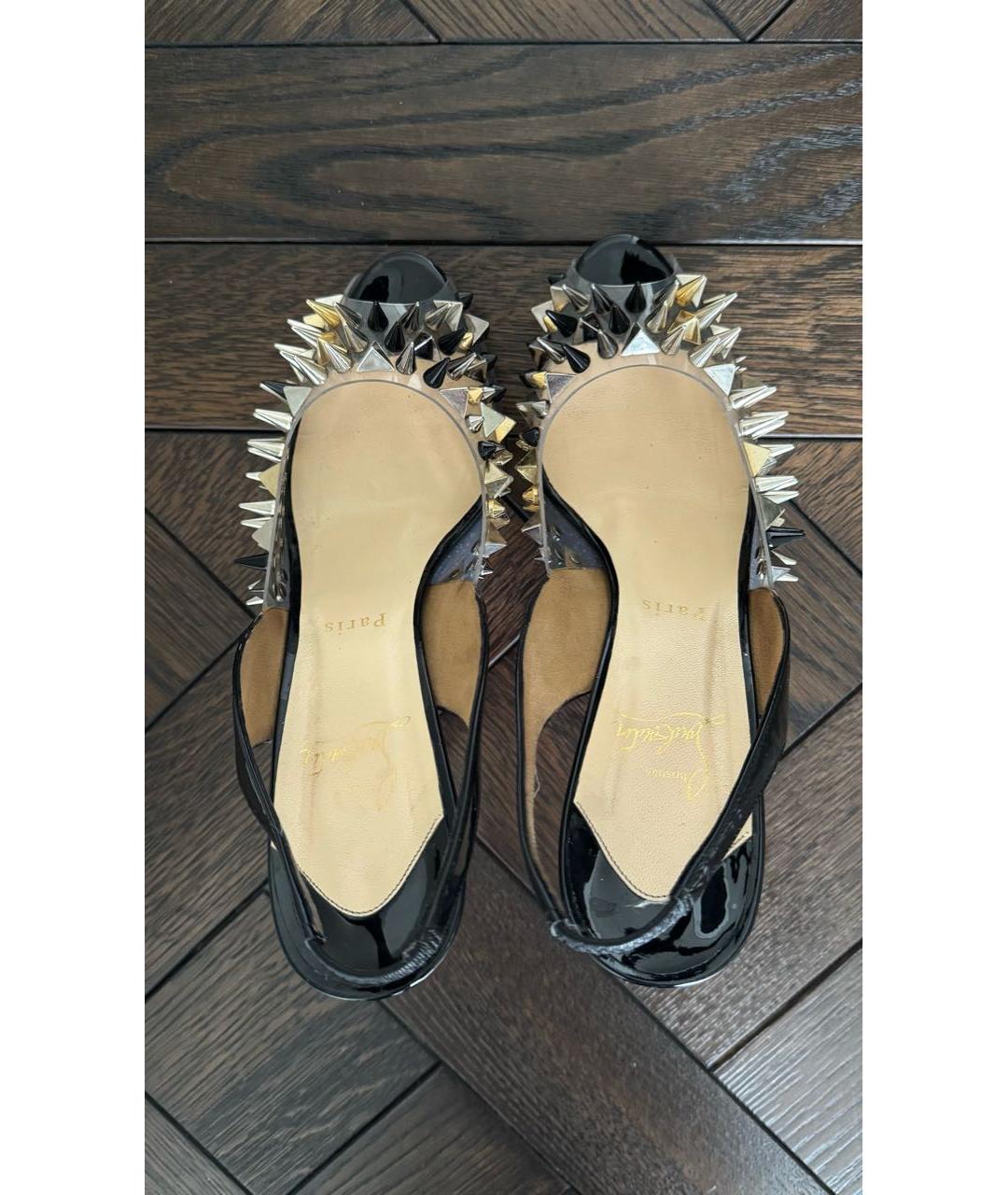 CHRISTIAN LOUBOUTIN Черные босоножки из лакированной кожи, фото 3