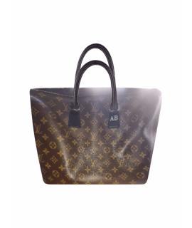 LOUIS VUITTON Портфель