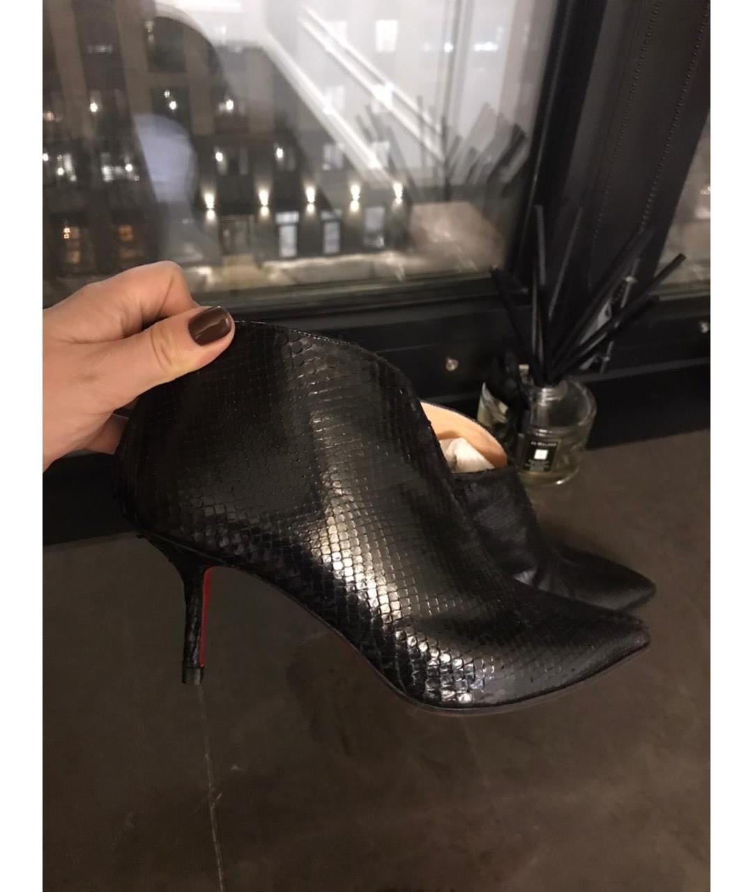 CHRISTIAN LOUBOUTIN Черные ботильоны, фото 4