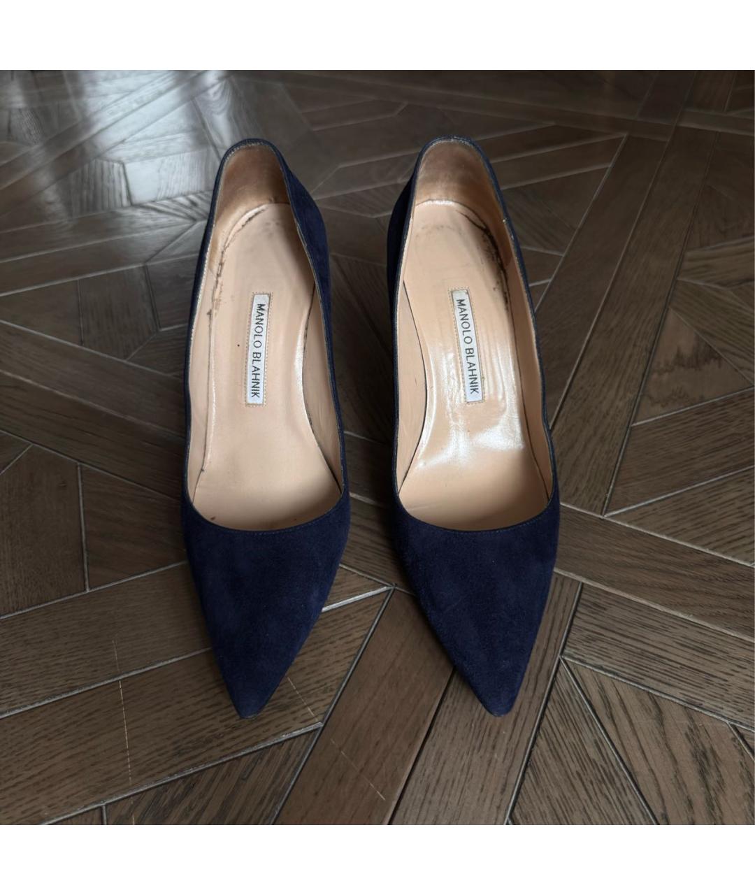 MANOLO BLAHNIK Темно-синие замшевые туфли, фото 2