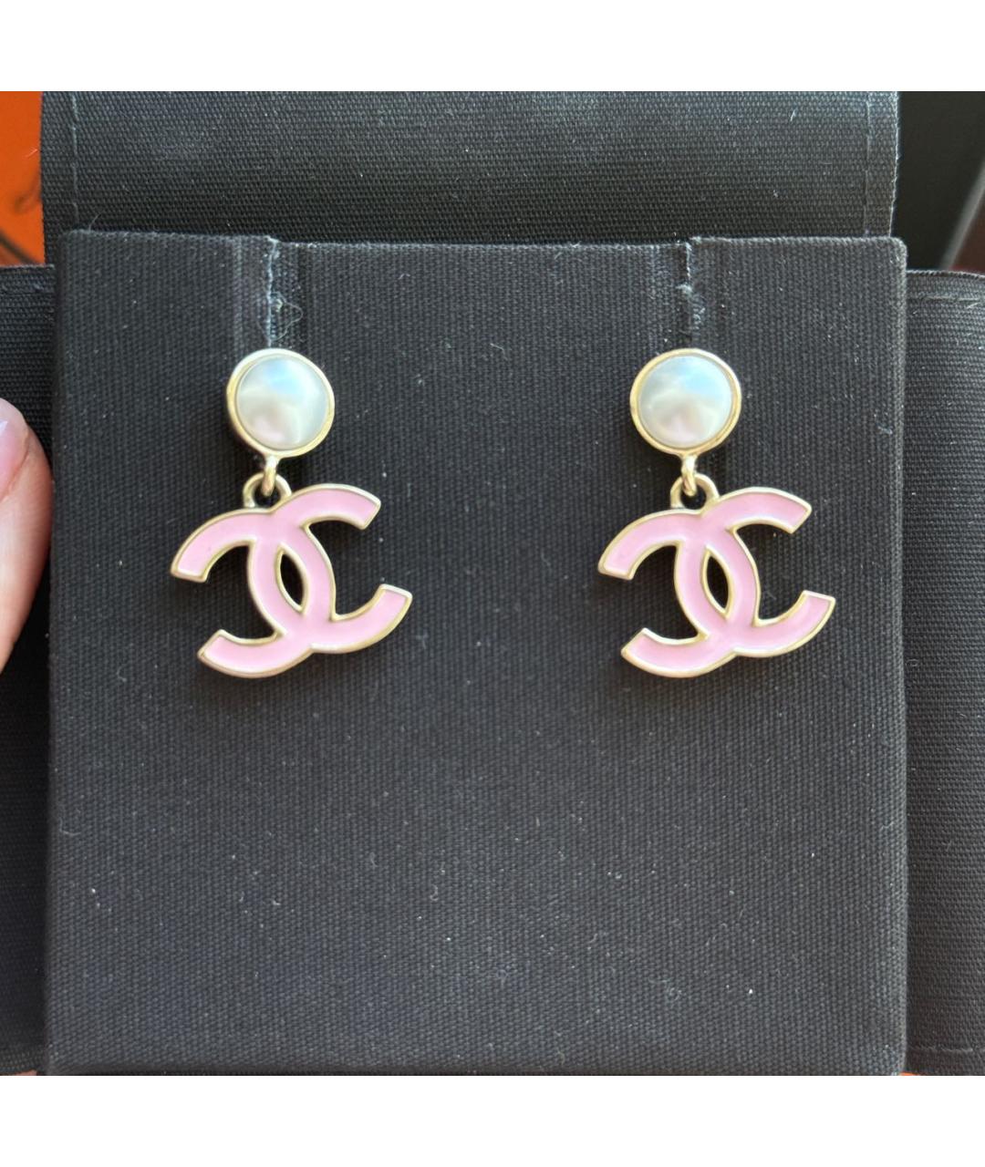 CHANEL Розовые металлические серьги, фото 5