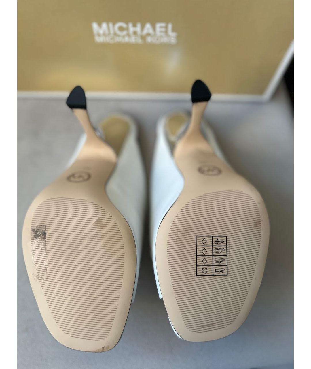 MICHAEL KORS Белые кожаные сабо, фото 6
