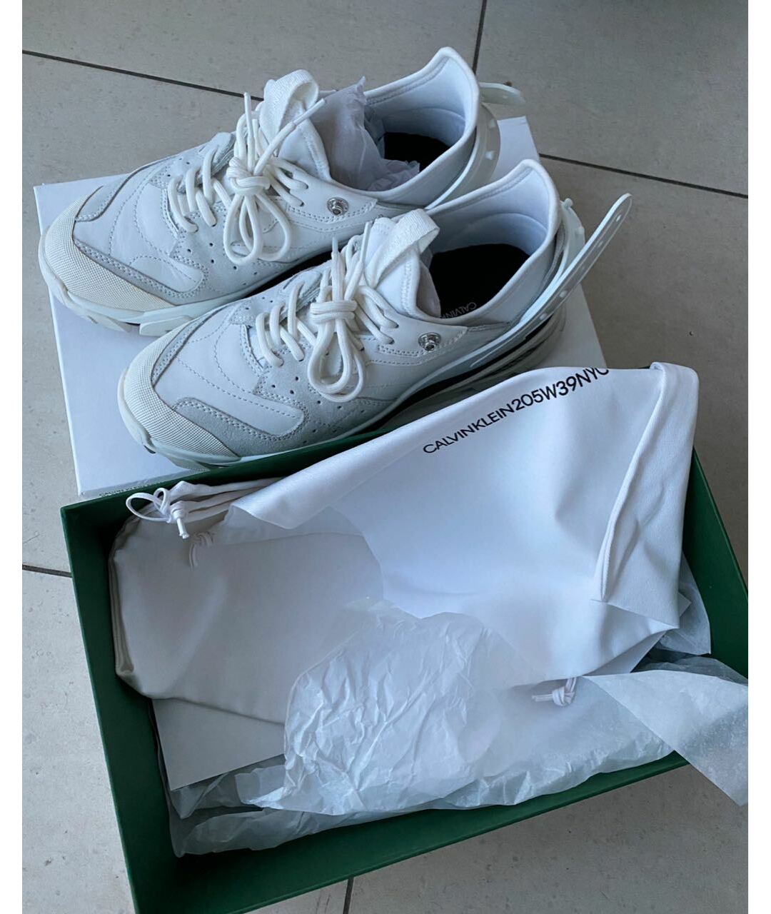 CALVIN KLEIN 205W39NYC Белые замшевые низкие кроссовки / кеды, фото 2