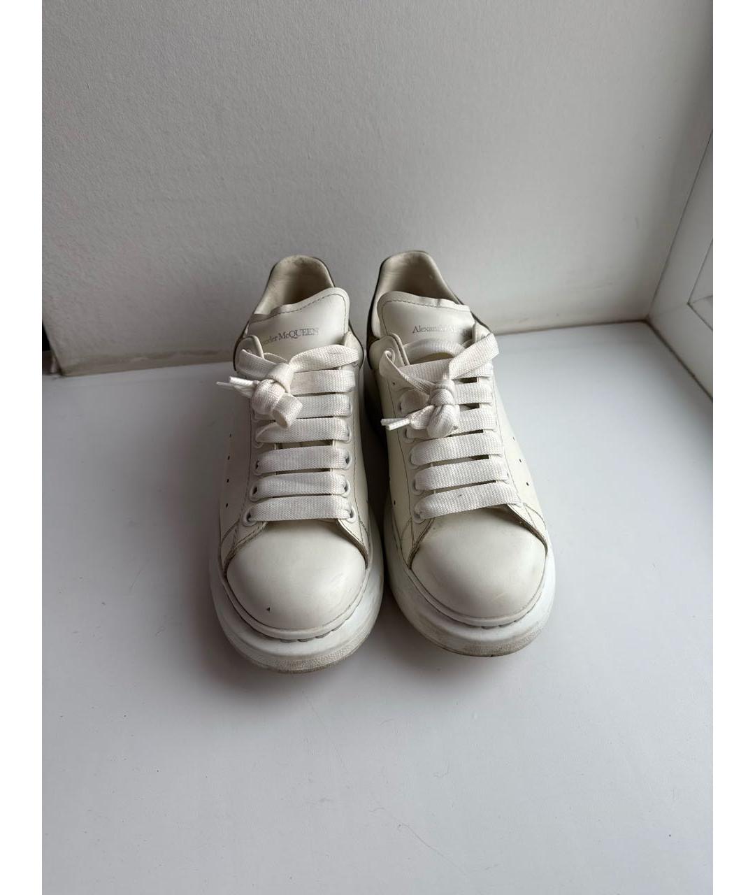 ALEXANDER MCQUEEN Белые кожаные кеды, фото 2