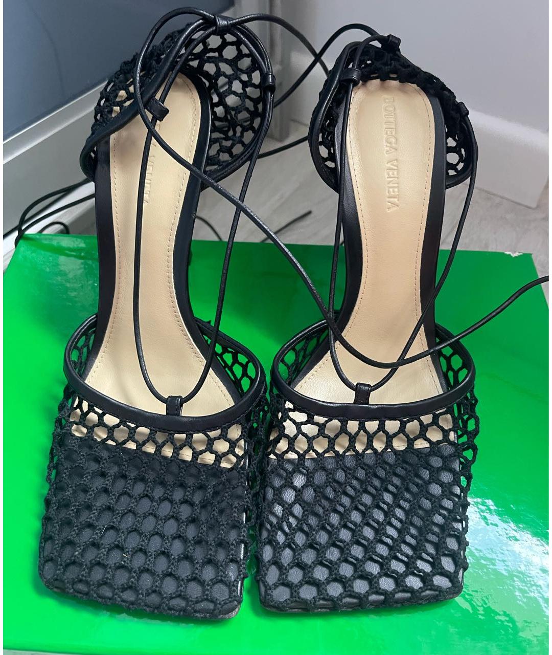BOTTEGA VENETA Черные текстильные босоножки, фото 2
