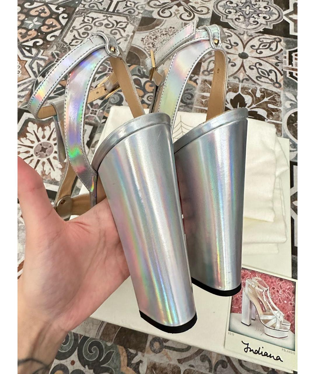 CHARLOTTE OLYMPIA Серебряные босоножки, фото 4