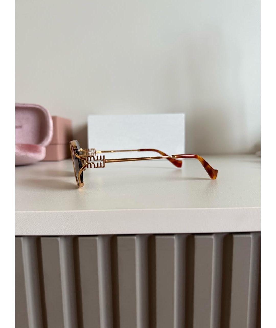 MIU MIU Золотые металлические солнцезащитные очки, фото 5