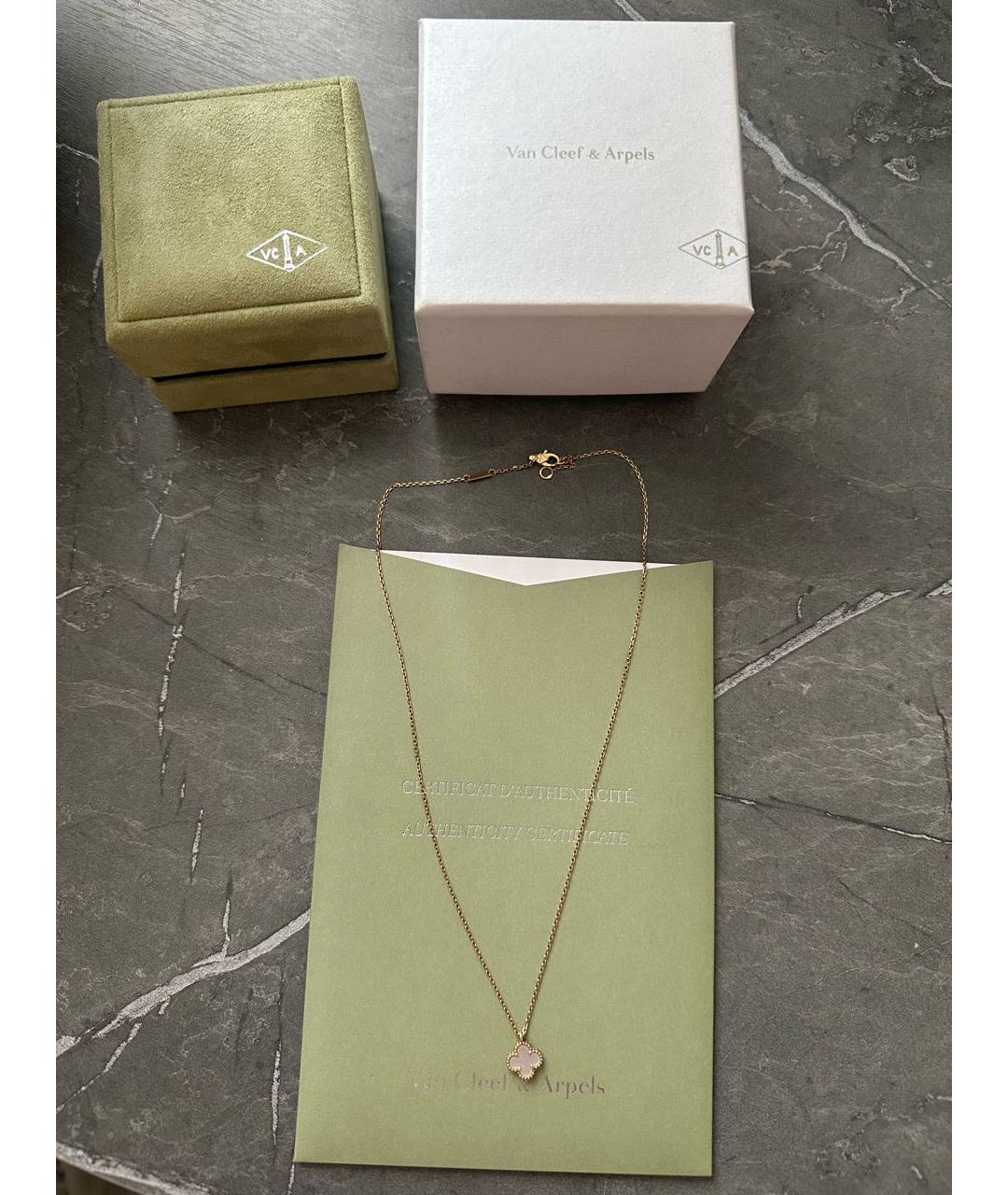VAN CLEEF & ARPELS Белая подвеска из желтого золота, фото 2