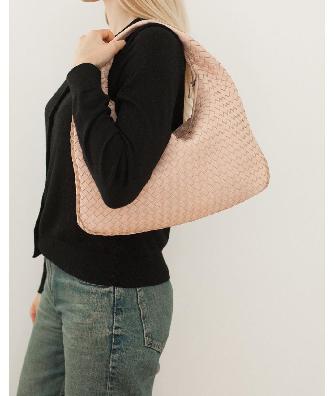BOTTEGA VENETA Розовая кожаная сумка с короткими ручками, фото 3