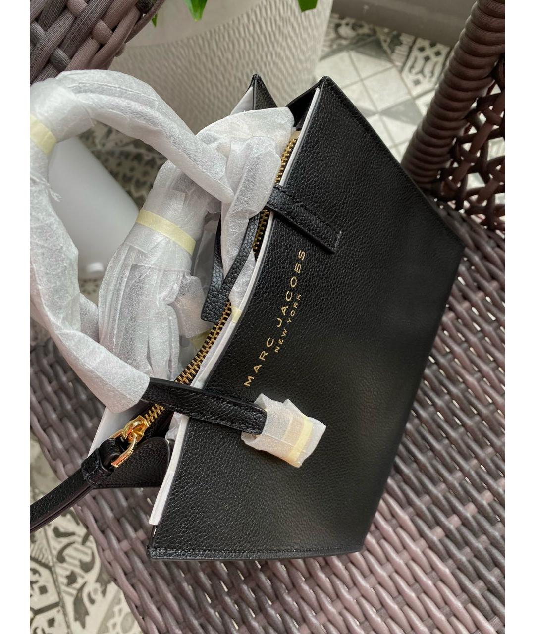 MARC JACOBS Черная кожаная сумка с короткими ручками, фото 4