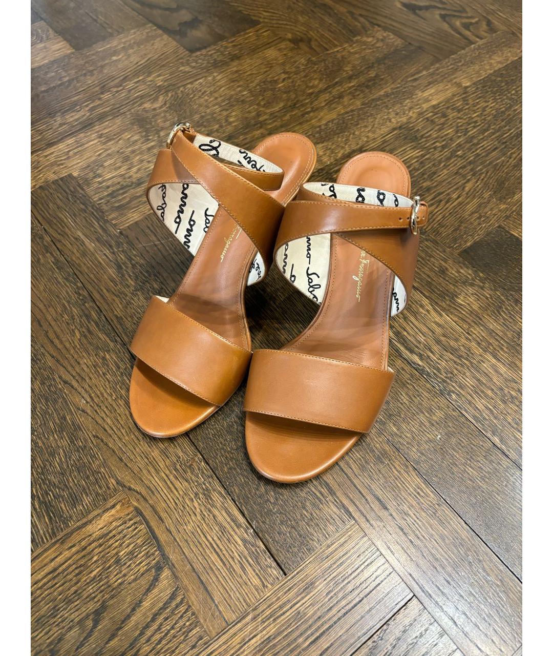FERRAGAMO Коричневые кожаные босоножки, фото 3