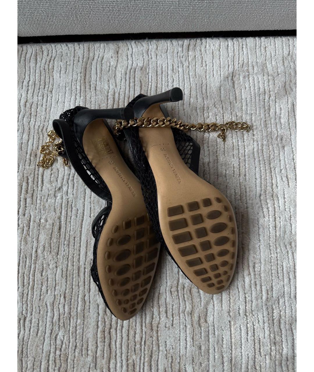 BOTTEGA VENETA Черные текстильные босоножки, фото 6