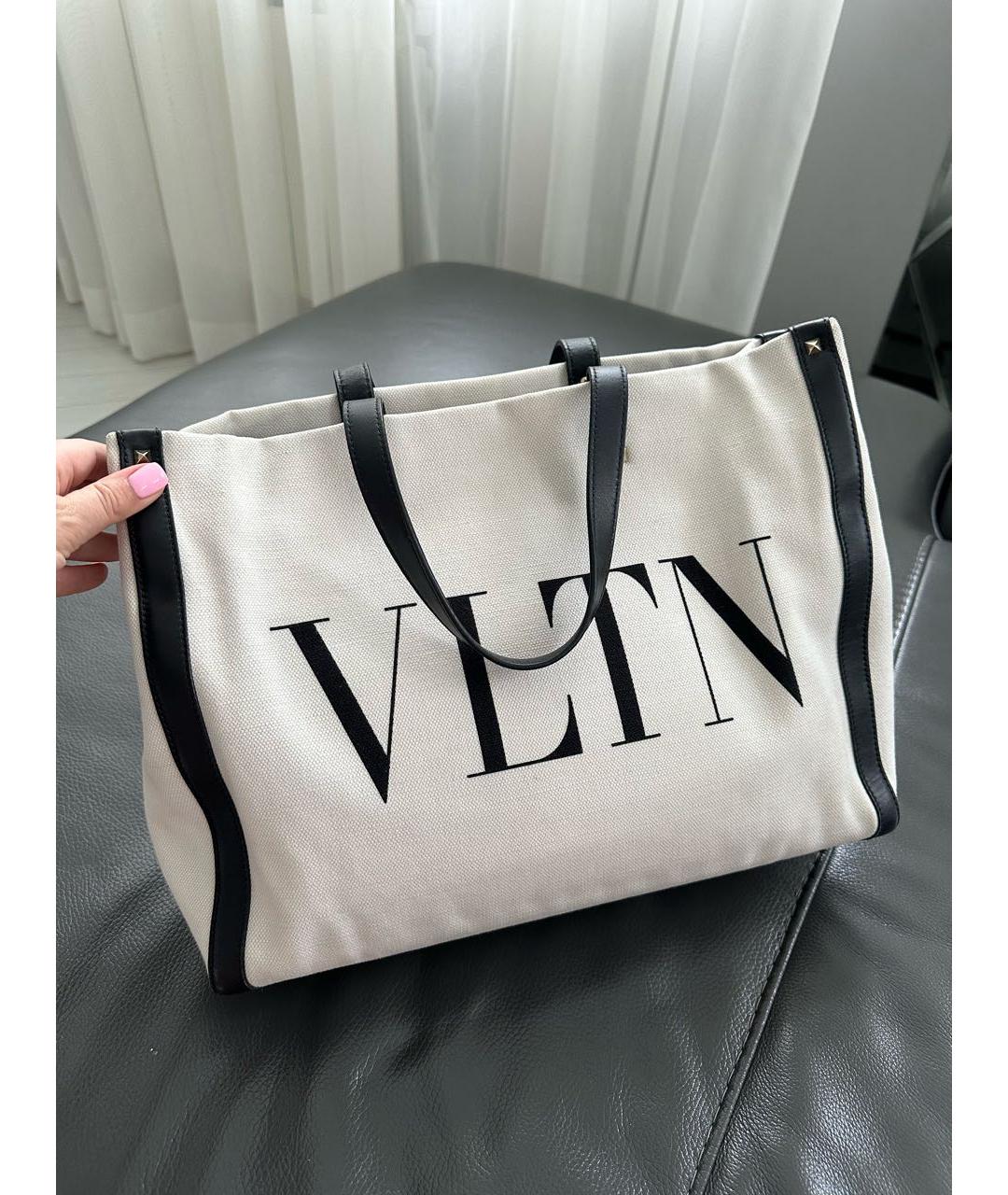 VALENTINO Бежевая тканевая сумка тоут, фото 5