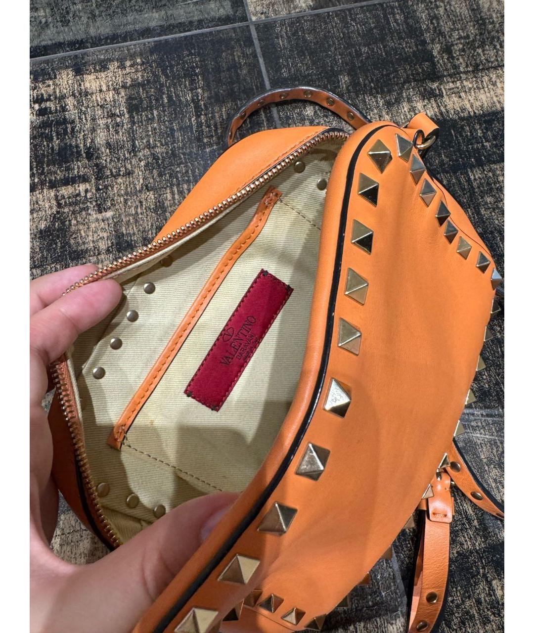 VALENTINO Оранжевая кожаная сумка через плечо, фото 5
