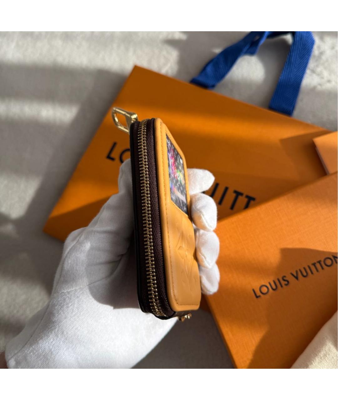 LOUIS VUITTON Оранжевый брелок, фото 4