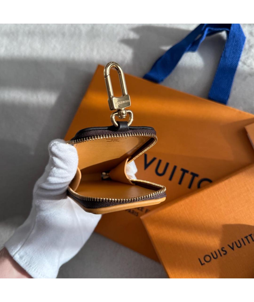 LOUIS VUITTON Оранжевый брелок, фото 5