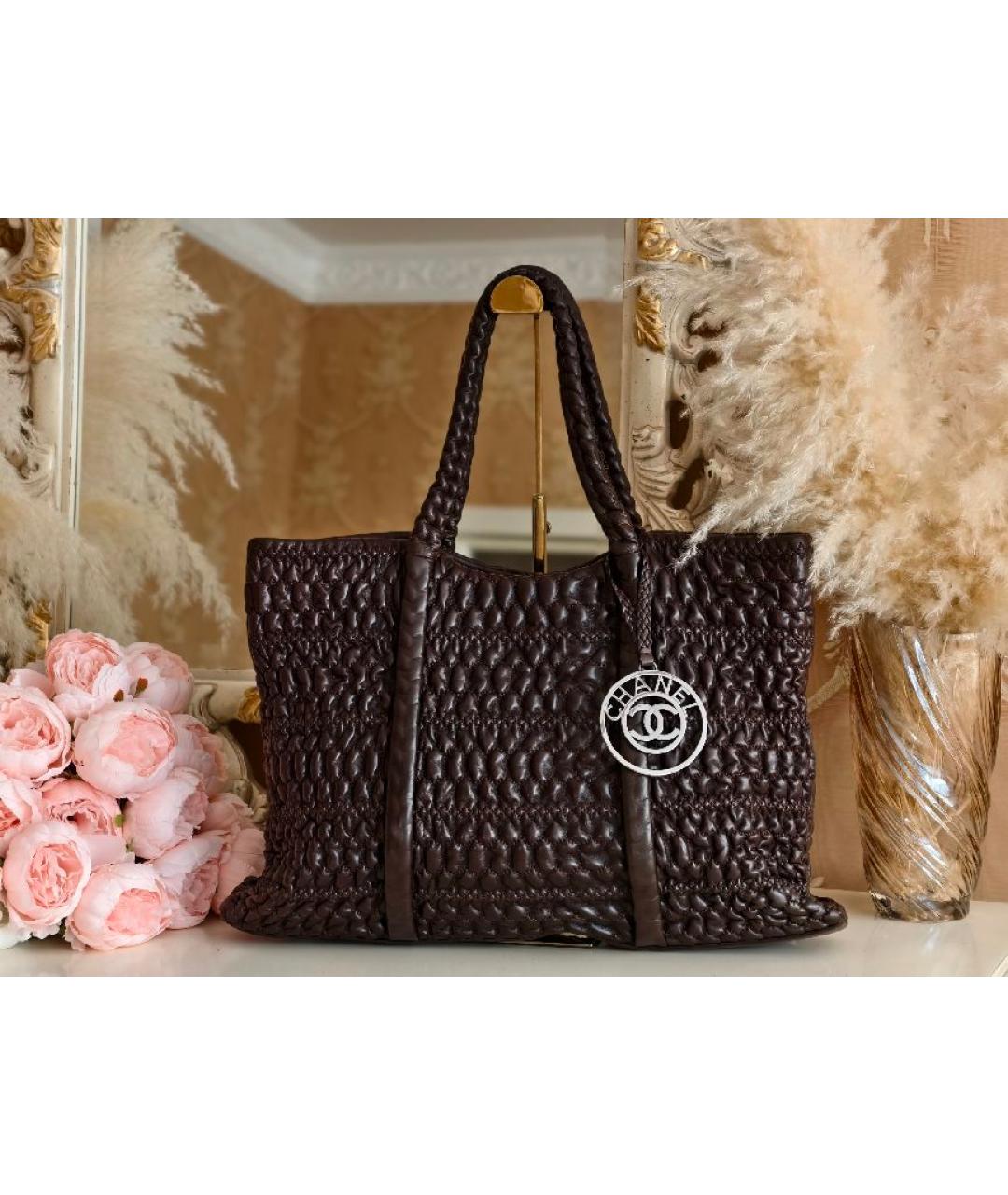 CHANEL Коричневая кожаная сумка тоут, фото 2
