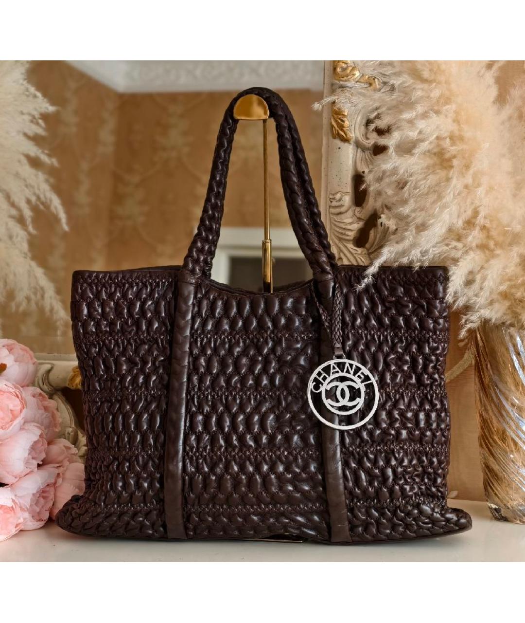 CHANEL Коричневая кожаная сумка тоут, фото 4