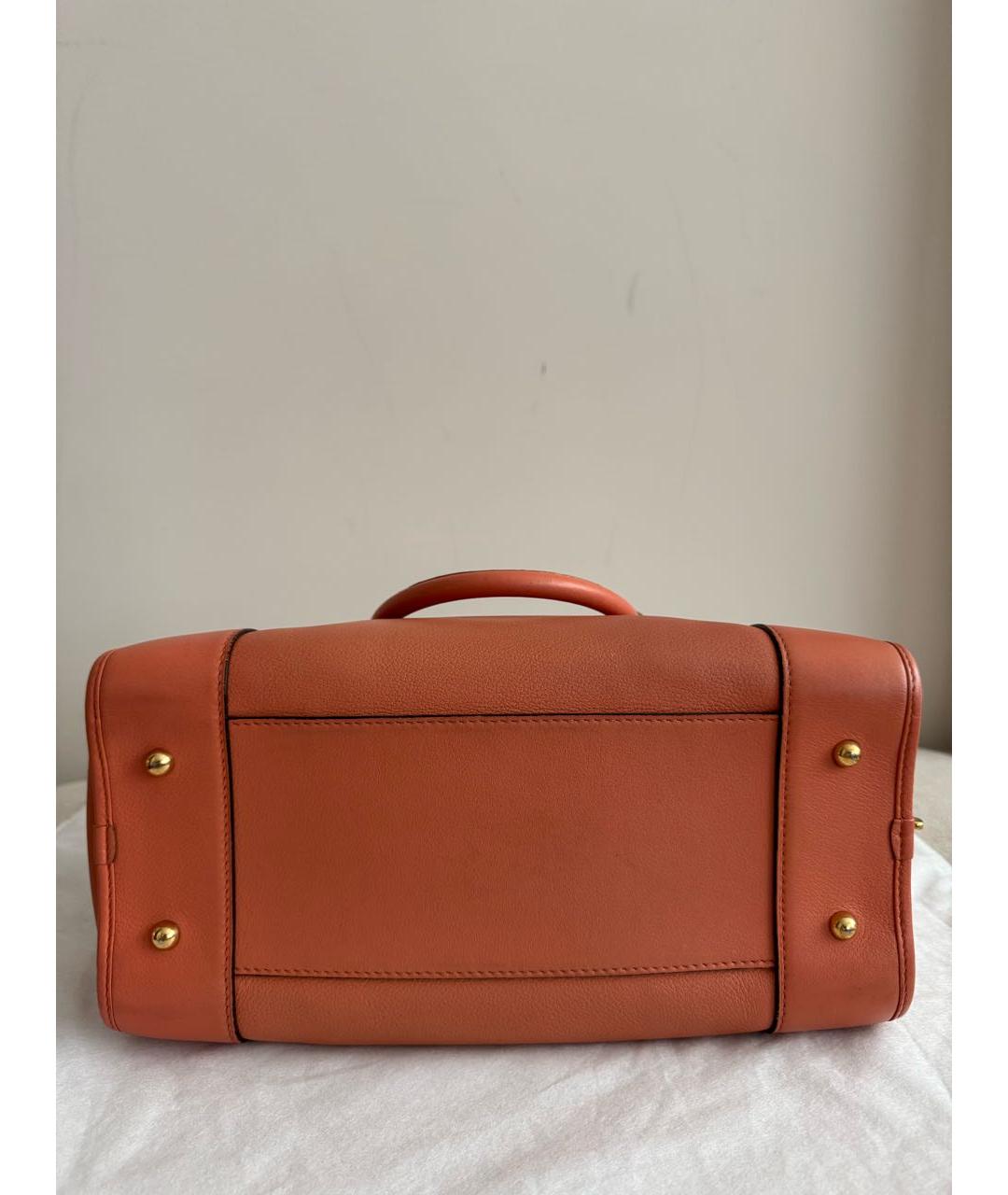 LOEWE Коралловая кожаная сумка с короткими ручками, фото 5