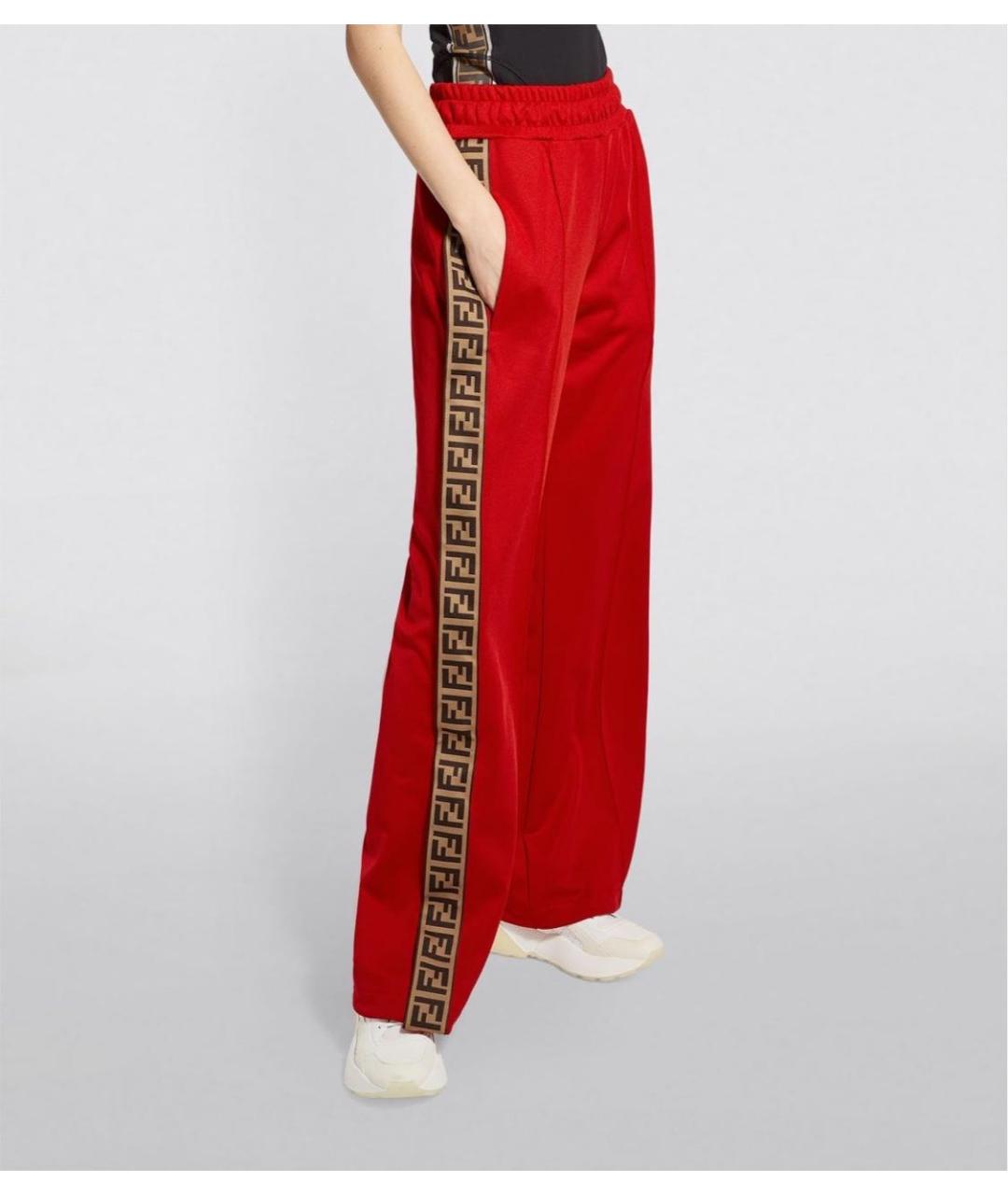 FENDI Спортивные брюки и шорты, фото 2