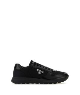 PRADA Низкие кроссовки / кеды