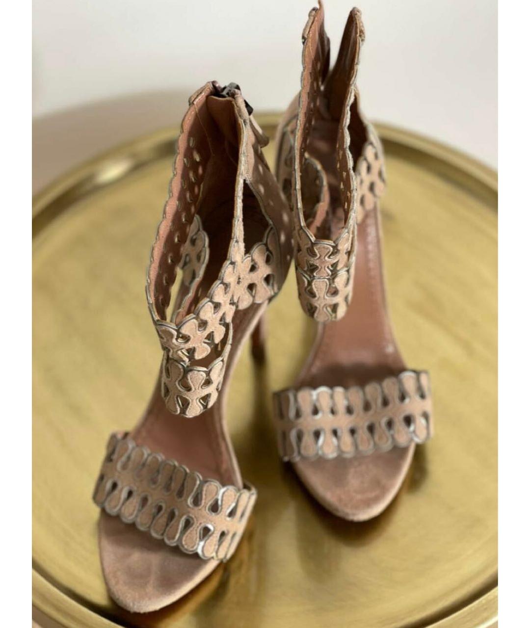ALAIA Бежевые замшевые босоножки, фото 2