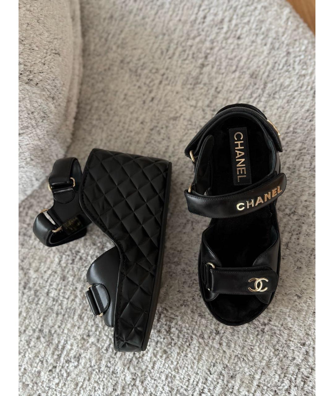CHANEL Черные кожаные босоножки, фото 4