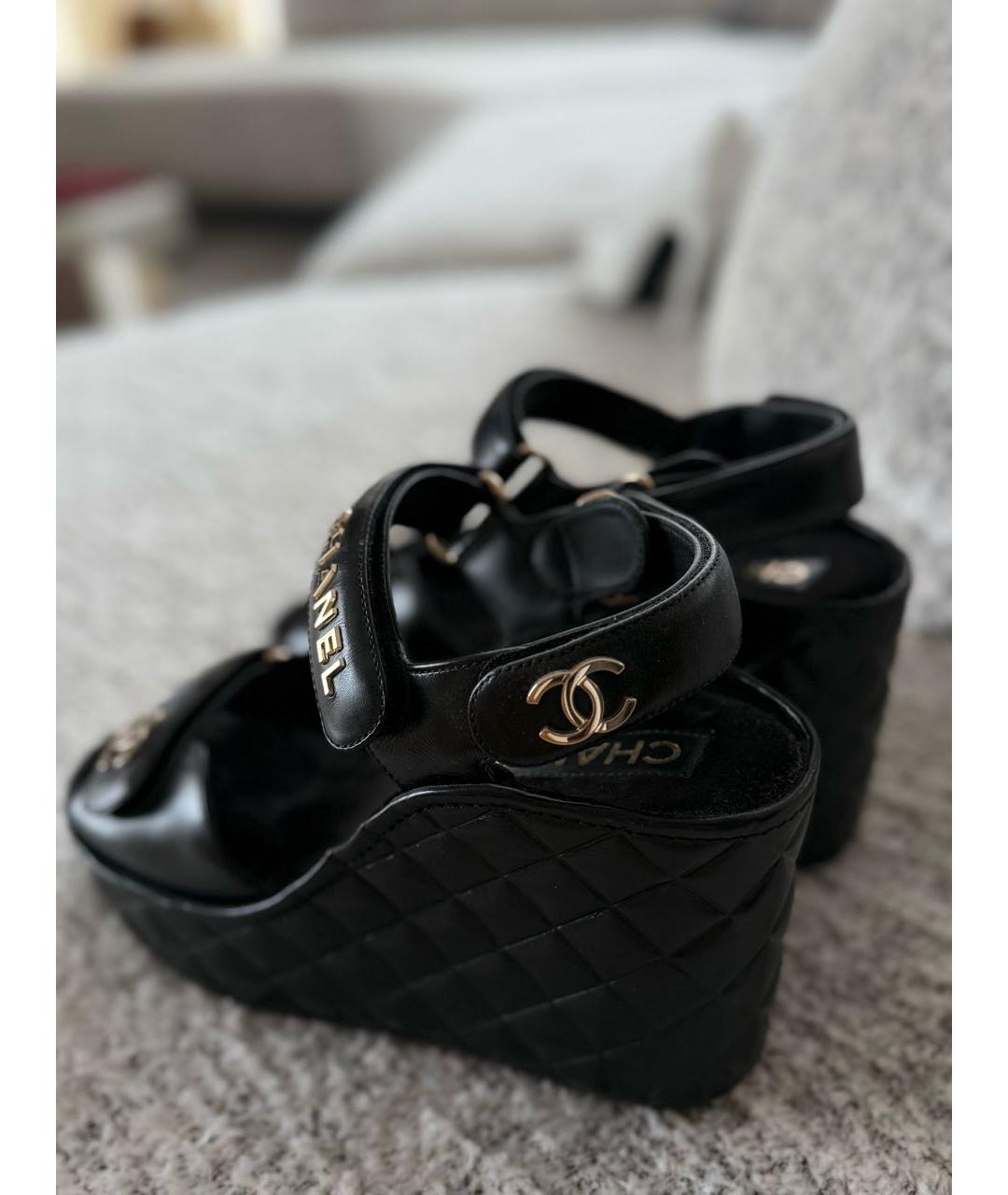 CHANEL Черные кожаные босоножки, фото 5