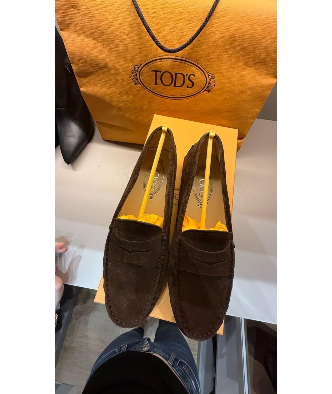 TOD'S Коричневые замшевые мокасины, фото 4