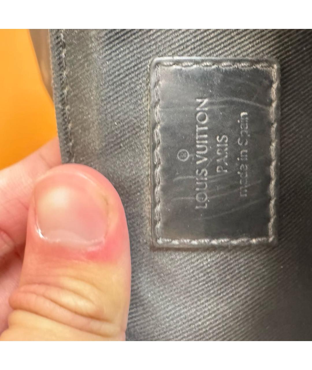 LOUIS VUITTON Черная кожаная сумка на плечо, фото 4
