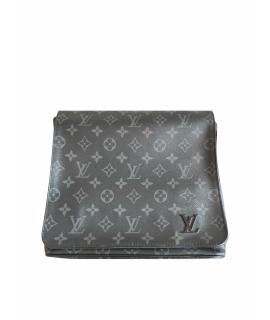 LOUIS VUITTON Сумка на плечо