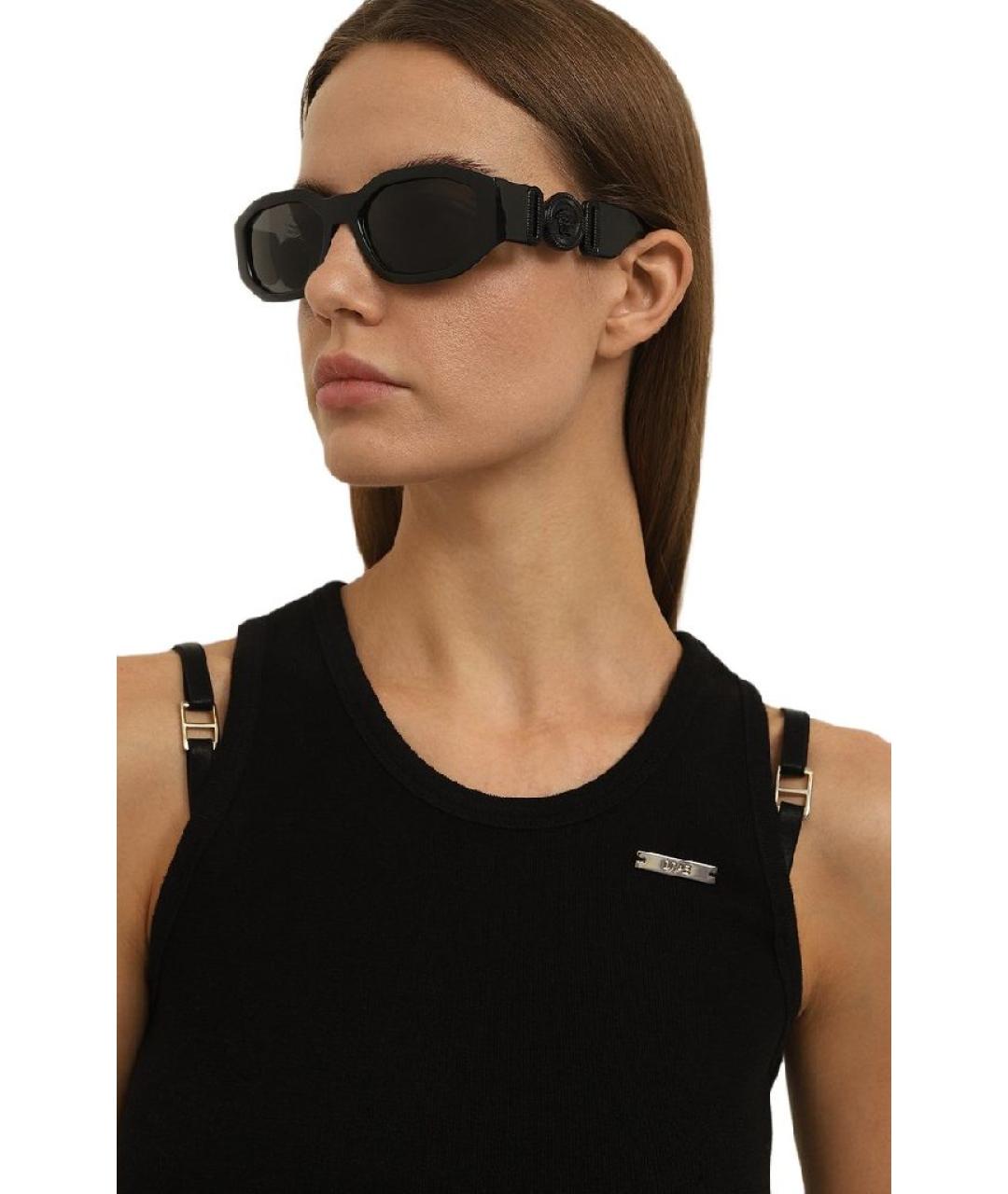 VERSACE Черные пластиковые солнцезащитные очки, фото 3