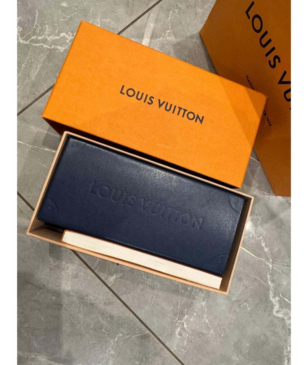 LOUIS VUITTON Черные пластиковые солнцезащитные очки, фото 4