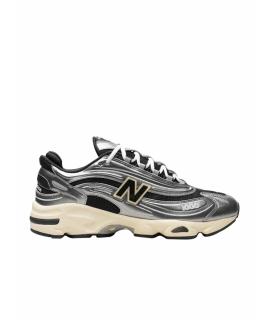 NEW BALANCE Низкие кроссовки / кеды