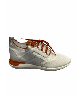 TOD'S Низкие кроссовки / кеды