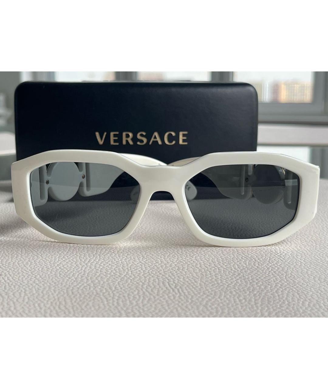 VERSACE Белые пластиковые солнцезащитные очки, фото 8