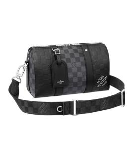 LOUIS VUITTON Сумка на плечо