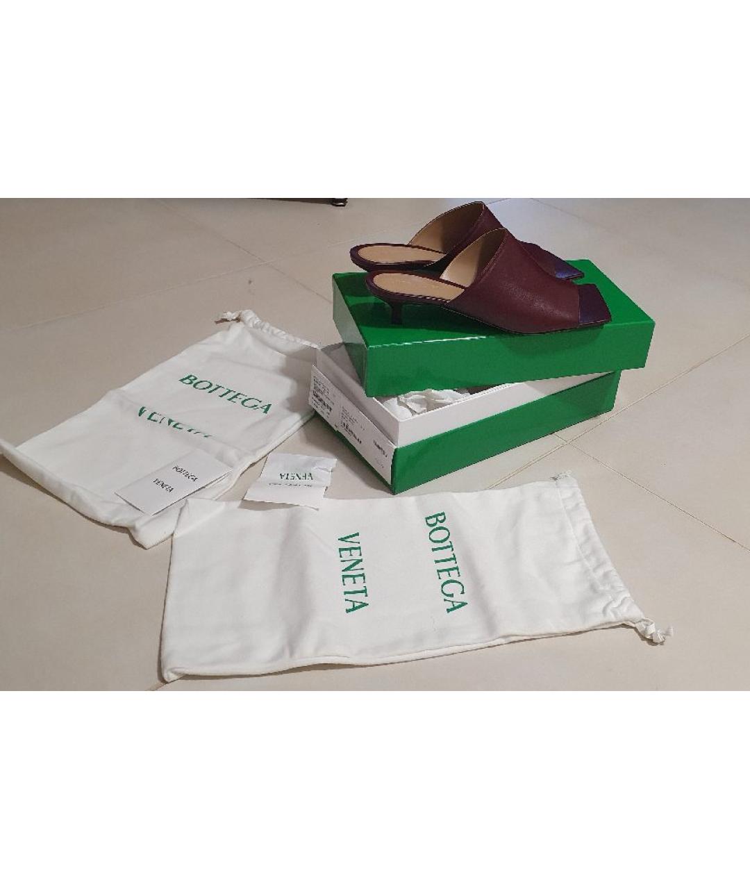 BOTTEGA VENETA Бордовые кожаные мюли, фото 5